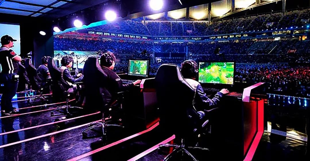 中的排名和 中的排名和