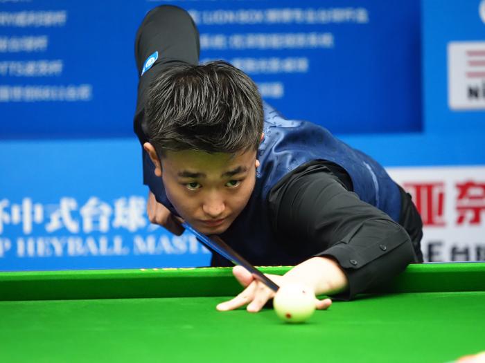 在麻将里 在麻将里